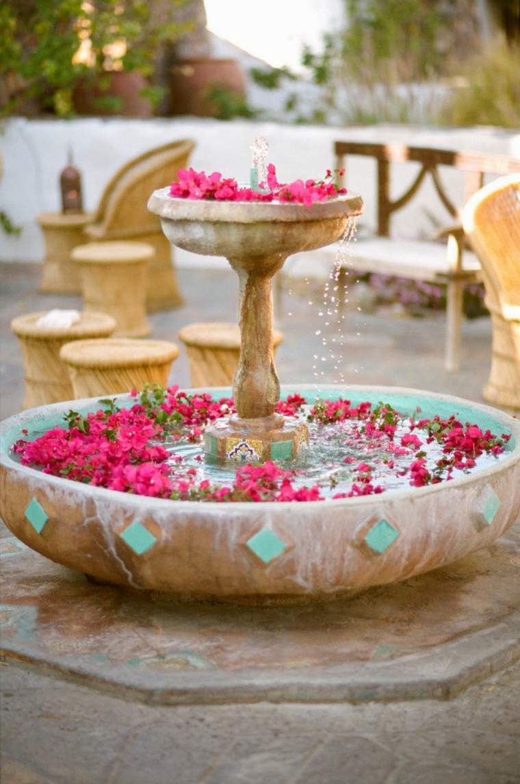 モロッコ-結婚式-テーマ-外装-装飾-噴水-花-写真
