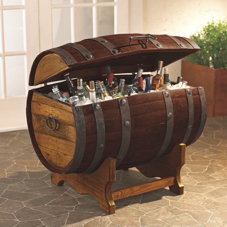ワイン樽から作られたクーラー