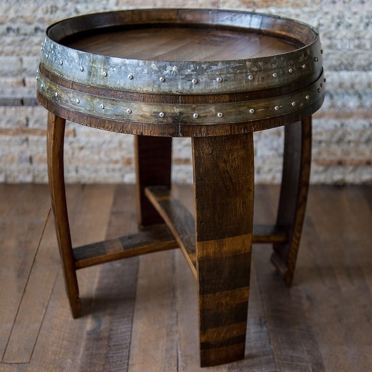 木製の樽のデザイナーコーヒーテーブル