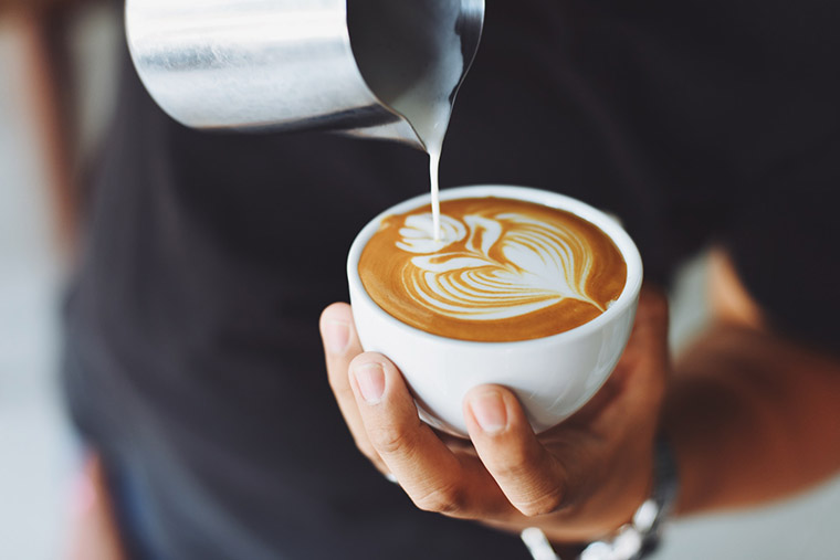 U kafiću latte ujutro ćete dobiti dozu mlijeka i kofeina