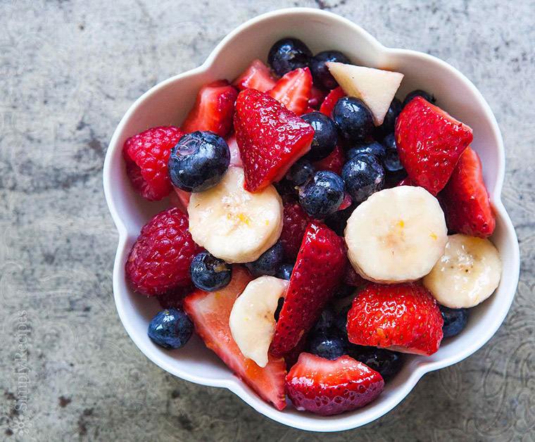 Crveno voće i banane daju vitamine