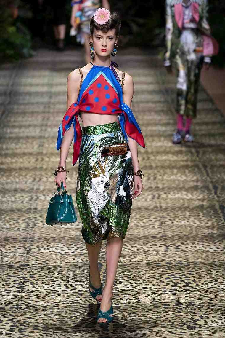 Dolce & amp; Gabbana i njihova kolekcija za 2020 .: trendovski kroj