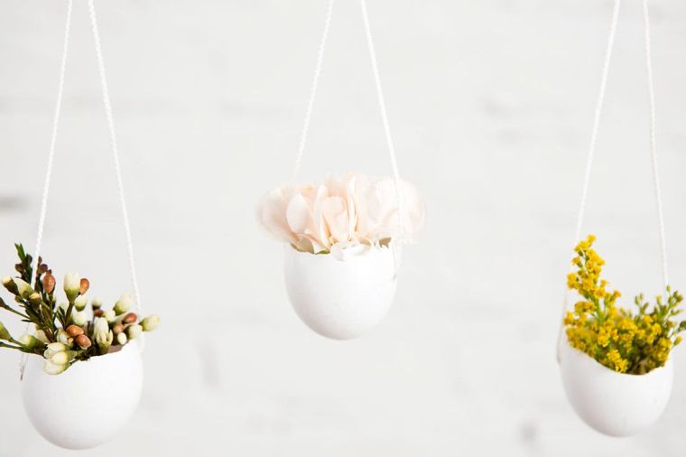 vaso-di-fiori-fai-da-te-guscio-d'uovo-attività-manuale-riciclo-creativo