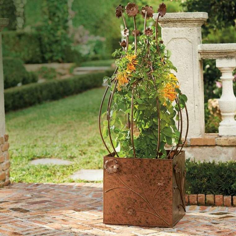 idee per la decorazione del giardino all'aperto ossido di metallo