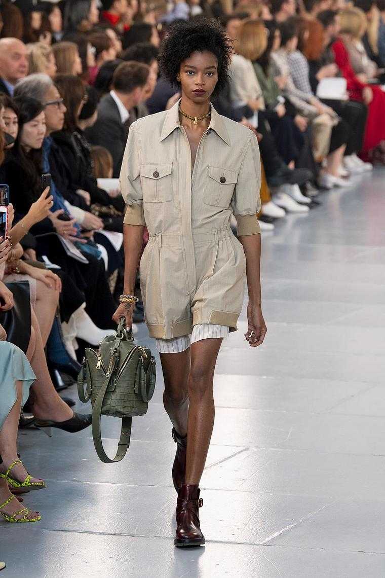 chloe outfit tasche kaki
